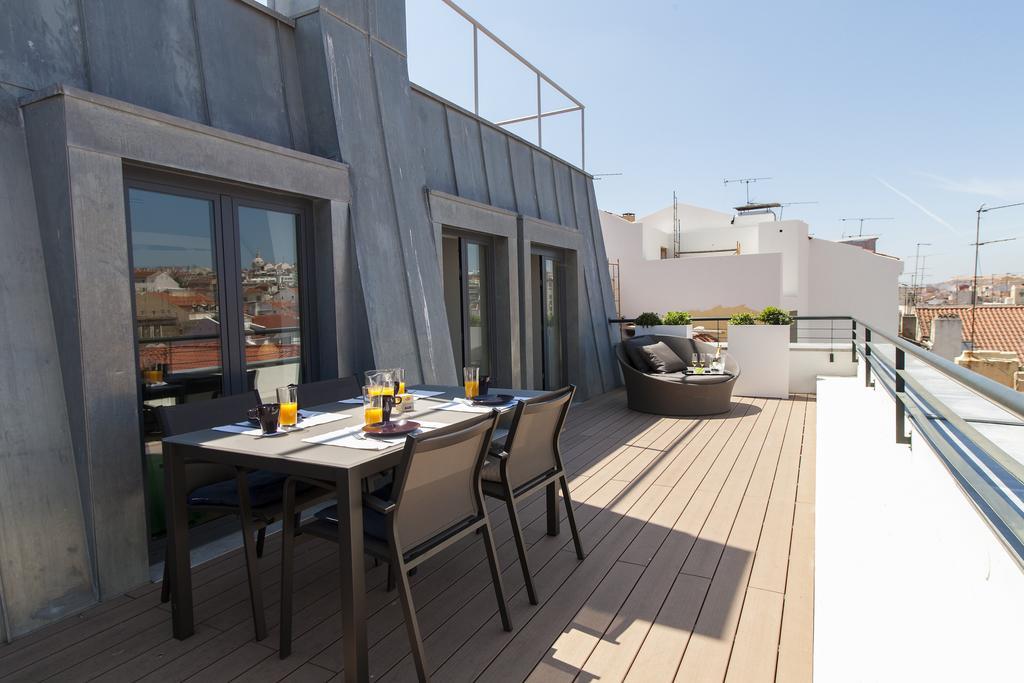Joivy Lux And Spacious 1Br Home With Huge Terrace, 5Mins To Academy Of Sciences Lisboa Szoba fotó