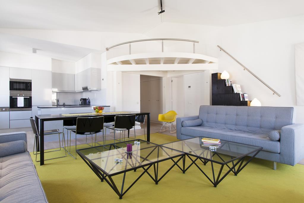 Joivy Lux And Spacious 1Br Home With Huge Terrace, 5Mins To Academy Of Sciences Lisboa Szoba fotó