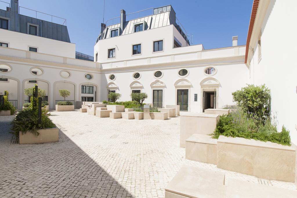 Joivy Lux And Spacious 1Br Home With Huge Terrace, 5Mins To Academy Of Sciences Lisboa Szoba fotó